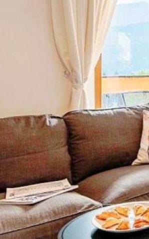 Chcesz komfortowo, rodzinnie lub z przyjaciółmi, wypocząć w Tatrach? Przyjedź do Szeligówki, gdzie widok na szczyty i zacisza luksusowych wnętrz będą wymarzonym ukojeniem