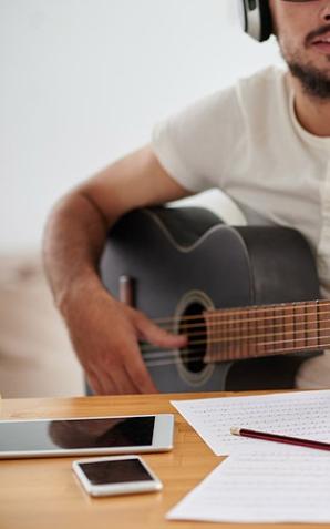 Stypendia dla kulturalnych ludzi