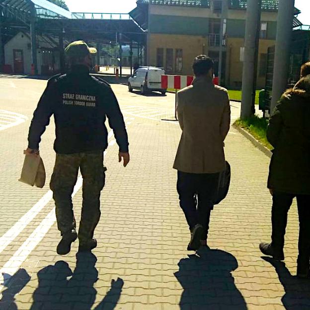 Zatrzymano na granicy państwa - obywatelkę afrykańskiego państwa Komory, dwóch obywateli Turcji